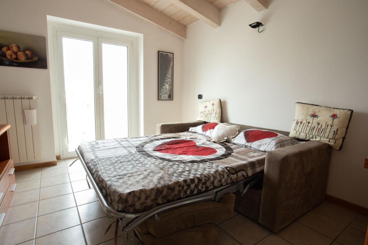 Casa Vacanze Valeria Sondrio Luaran gambar