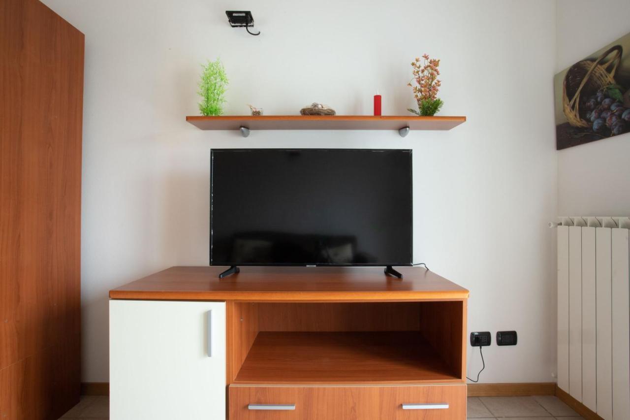 Casa Vacanze Valeria Sondrio Luaran gambar