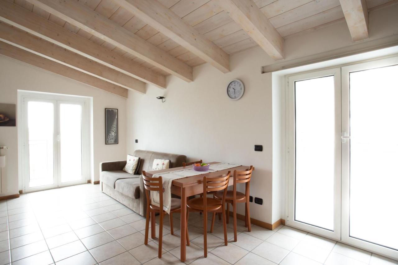 Casa Vacanze Valeria Sondrio Luaran gambar