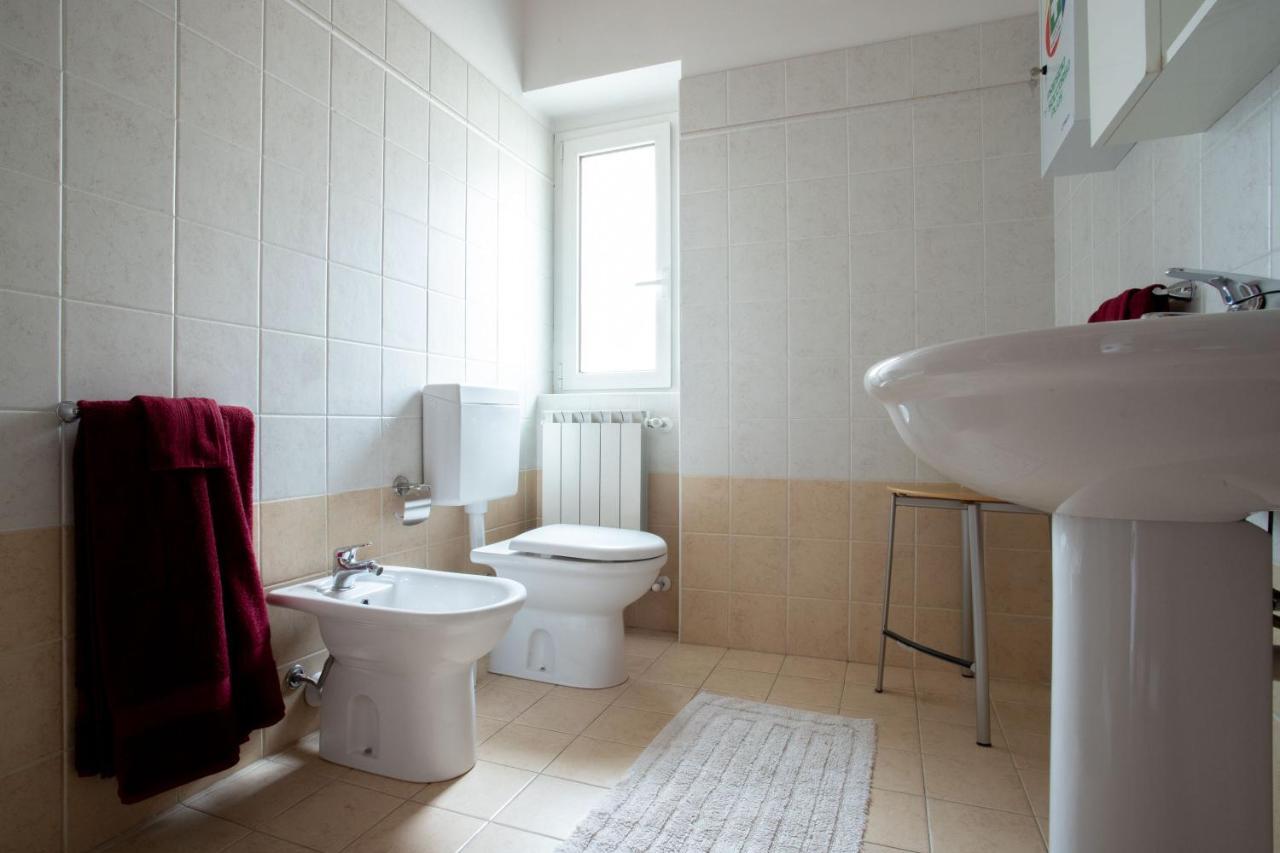 Casa Vacanze Valeria Sondrio Luaran gambar