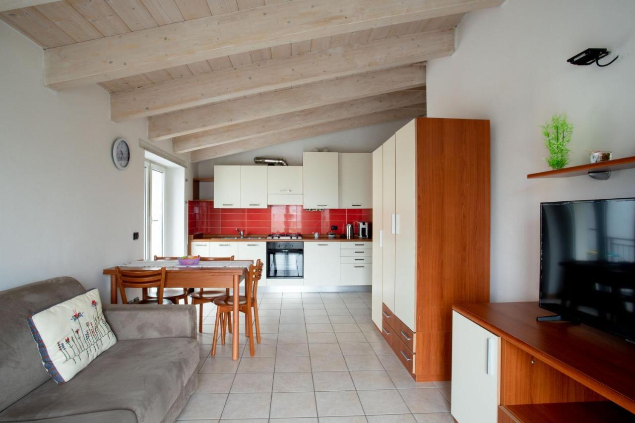 Casa Vacanze Valeria Sondrio Luaran gambar