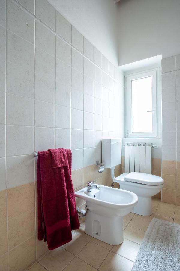Casa Vacanze Valeria Sondrio Luaran gambar