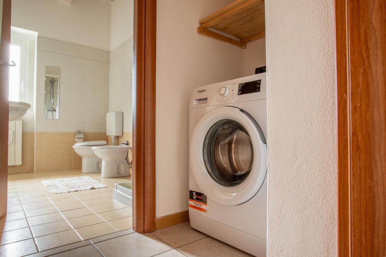 Casa Vacanze Valeria Sondrio Luaran gambar